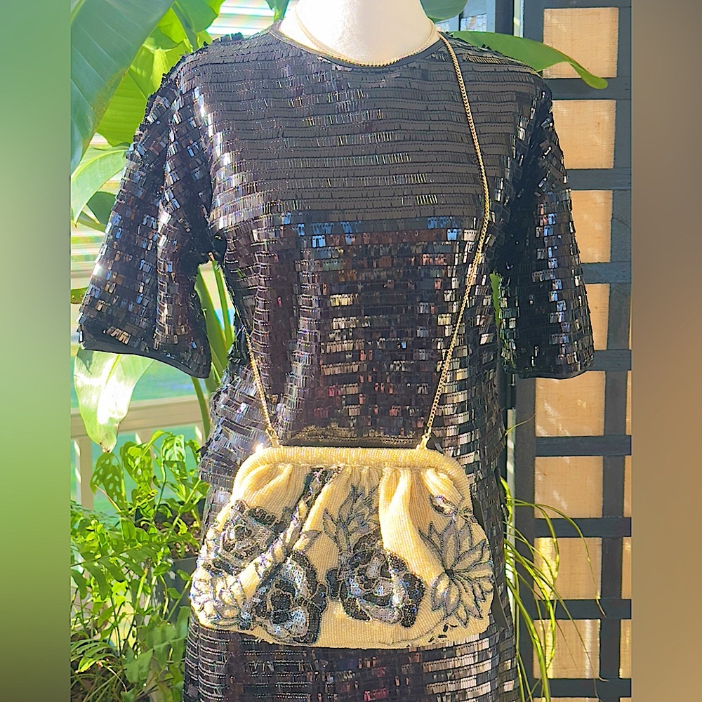 NWT House of Harlow 1960 Yellow and Black Floral Clutch - Picture 9 of 10